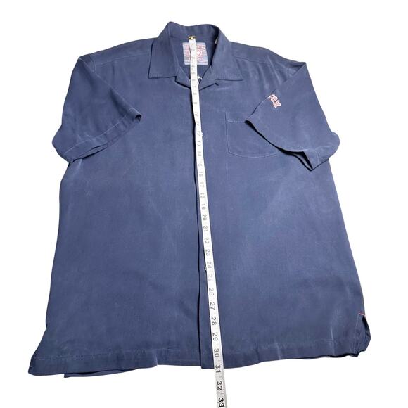 Tommy Bahama | Men | 2013 World Series Boston Red Sox Silk Shirt | Medium - Picture 6 of 12